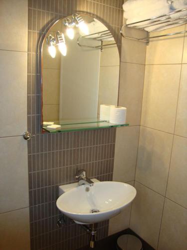 Hotel Minoa - image 6