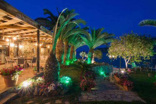  Omega Mare Apartment, Unterkunft in Agia Pelagia