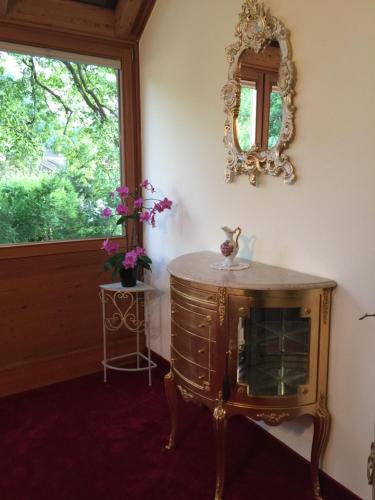 豪斯林登自助式服务公寓