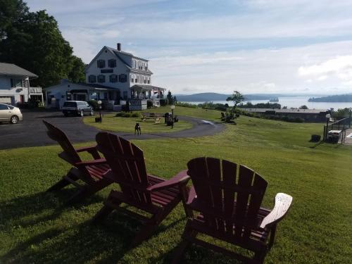 Grand View Resort in Weirs Beach, USA