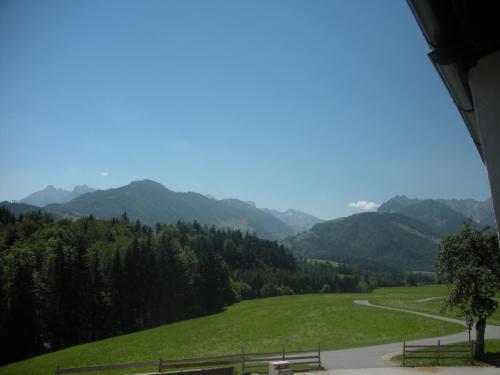 สภาพแวดล้อมโดยรอบ, Riedlhof in ฮอฟ เบย์ ซาลซ์บูร์ก