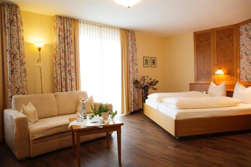 . Hotel & Restaurant Dornweiler Hof