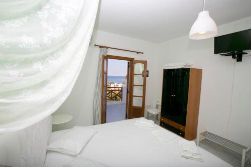 Azolimnos Bay 5