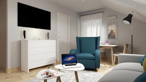 2 twin beds, 1 sofa bed