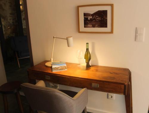 One-Bedroom Apartment image 10