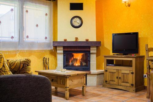 2 bedrooms, 4 beds