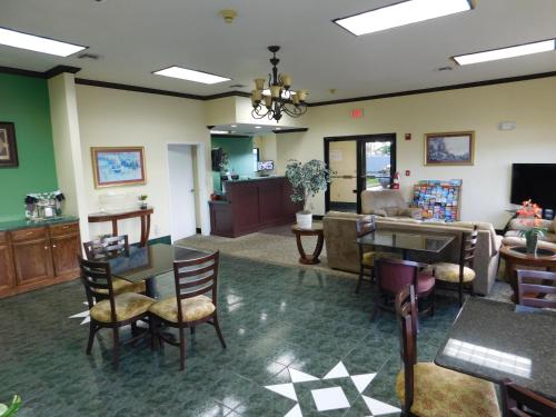 Regency Inn & Suites Beaumont