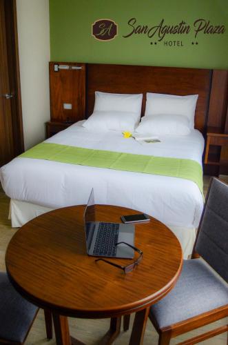 104573721 Hotel San Agustin Plaza