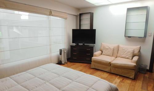 Minimalist Department