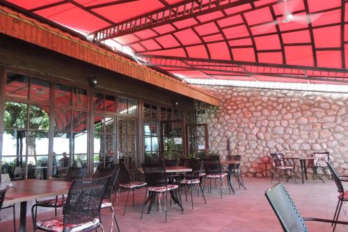 Erkély/terasz, Lakeview Hotel and Resort in Peshtani