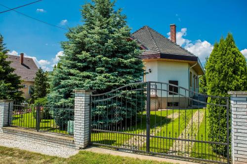  Relax Apartman in Csopak