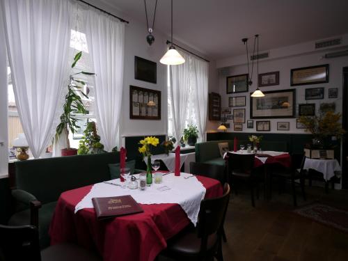 Restaurant, Gasthof Oldenwohrden in Wohrden