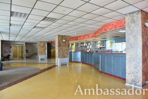Hotel Ambassador - Free Parking in Golden Sands