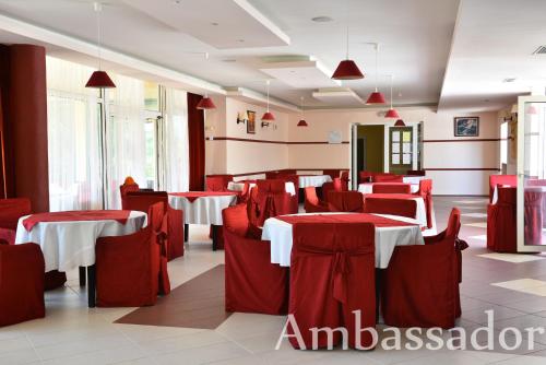 Hotel Ambassador - image 2