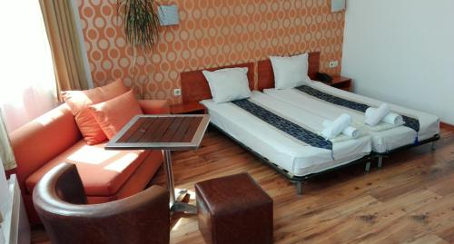 Scotty's Boutique Hotel – Sofia, NY