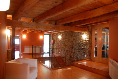 Létesítmények, Masia d'en Valenti in Alp