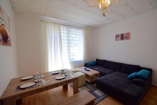 Apartment Ostendplatz - image 5