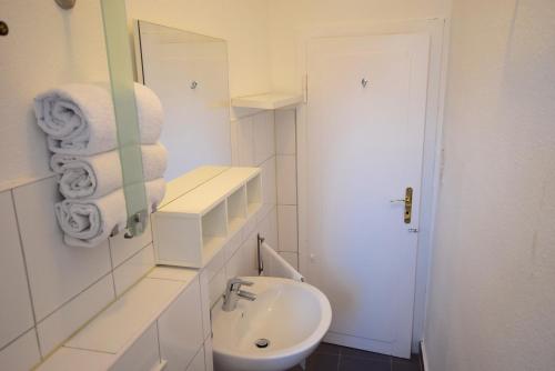 Apartment Ostendplatz - image 10