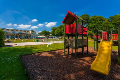 Langstone Cliff Hotel - main image