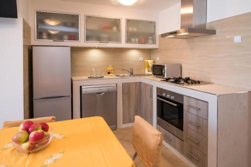 Apartment Andrija