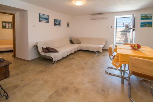 Apartment Andrija