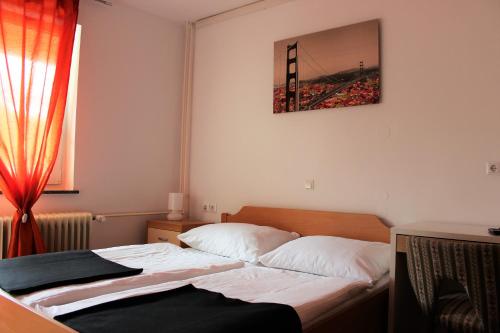 1 double bed