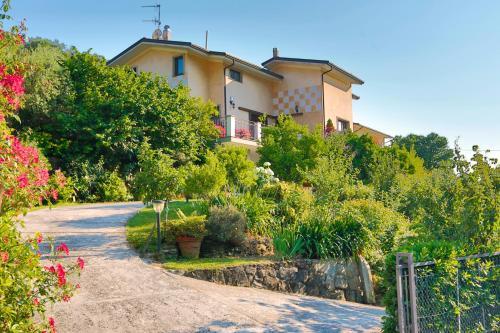 Casa Anna a Pietrasanta in Toscana