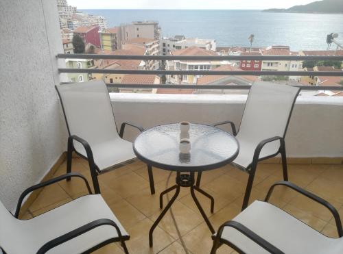 

Rafailovici Apartmani