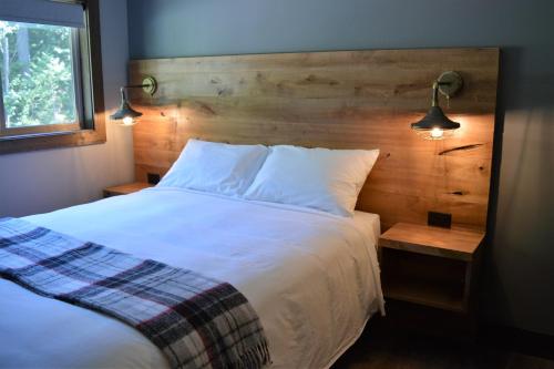 Sasquatch Inn in Harrison Mills, Canada