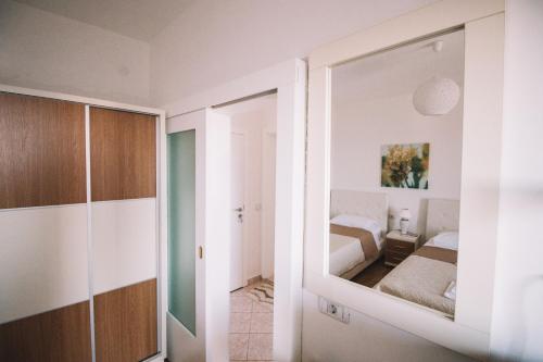 Apartments Hollaj - image 4