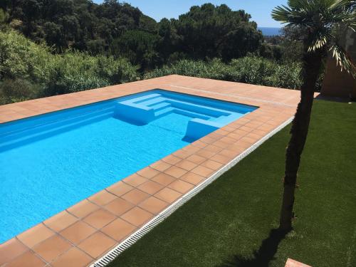 Casa con vistas al mar y piscina privada