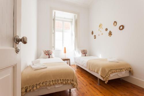 Tejo Vintage Three-Bedroom Apartment - by LU Holidays