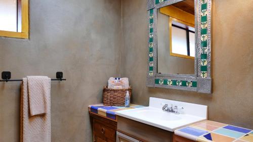 Rancho de la Osa Guest Ranch - 화장실