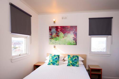 Queen Room with Free Welcome Drink For Two Guests