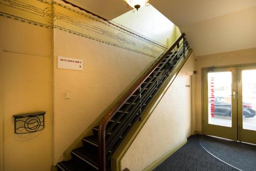 Sissepääs, Mowbray Hotel in Launceston