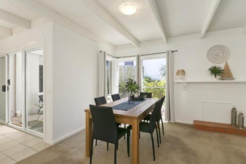Instalaciones, Mysa Anglesea Sleeps 6 WiFi SmartTV Cafes Shops in Great Ocean Road - Anglesea