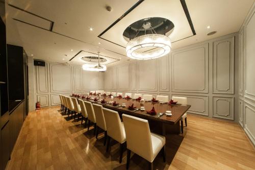 The Riverside Hotel, Seoul (photo 10)