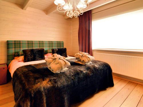 Lush chalet in Septon with sauna