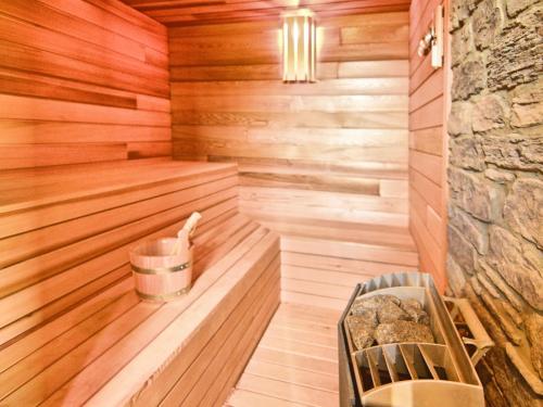 Lush chalet in Septon with sauna