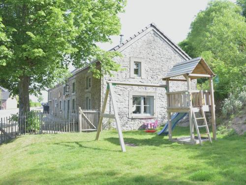  Vintage Farmhouse in Durbuy with Roofed Garden in Weris