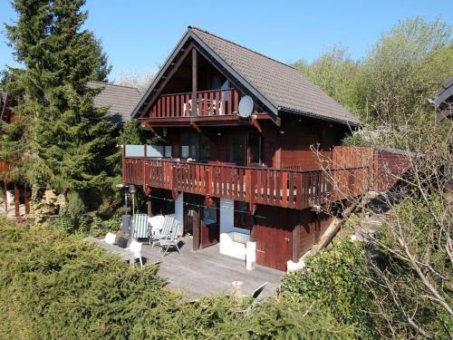 Relaxing Chalet in Dochamps with Swimming Pool and Terrace, Pension in Dochamps