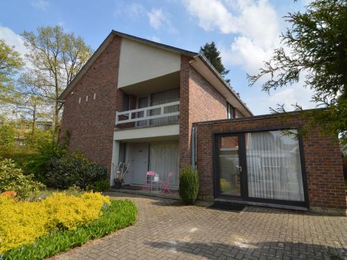  Modern Holiday Home in Beringen with Garden, Unterkunft in Beringen