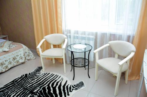 Orange Club - image 2