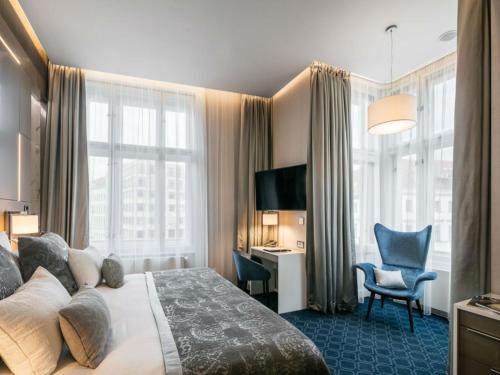 room detail thumbnail 0