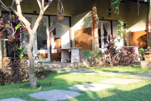 Sudi Guest House