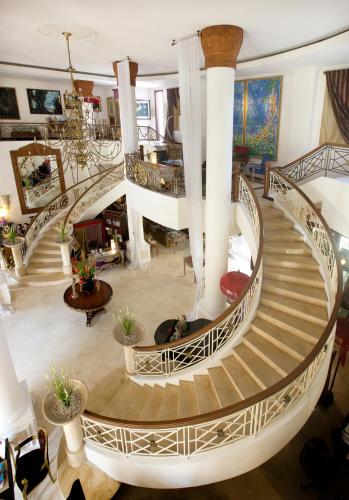 The Mansion Resort Hotel and Spa