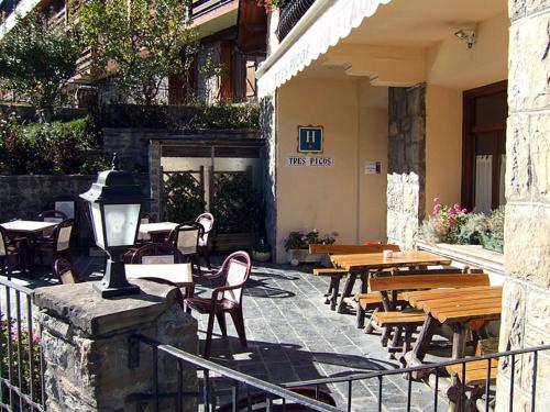 特萊斯皮克斯酒店 (Tres Picos) in 薩烏恩