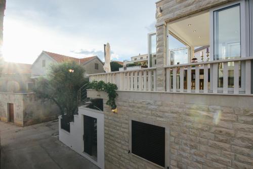  Apartment Center, Unterkunft in Posedarje