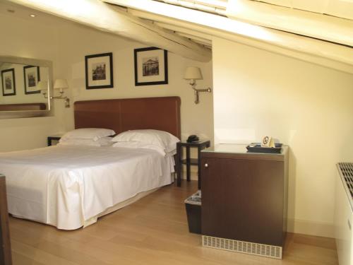 Hotel Albergo Santa Chiara - image 14