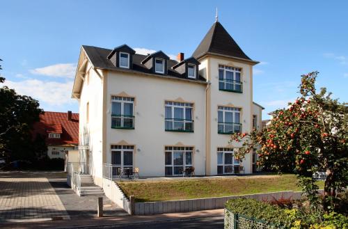 Garni Eden Hotels